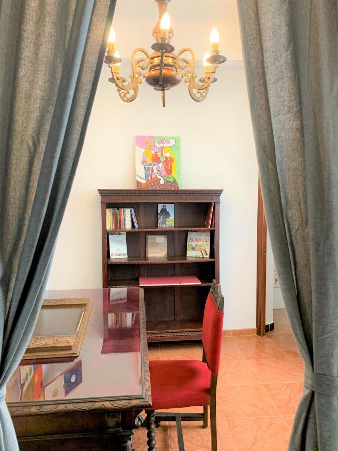 Wide And Traditional- 2Bd 1Bth- Gavidia Sevilla Exterior foto