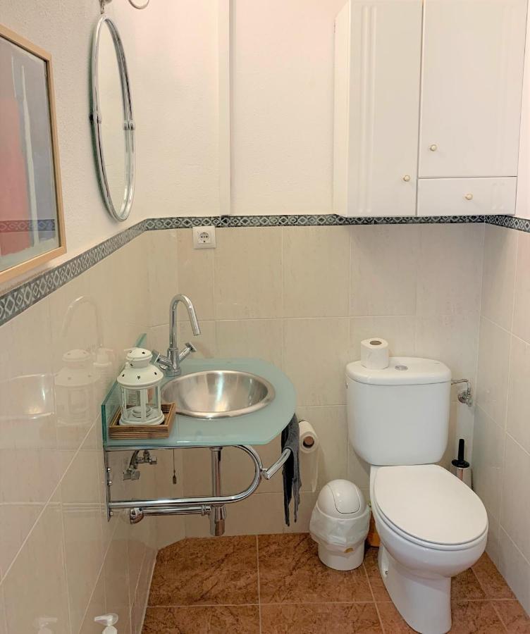 Wide And Traditional- 2Bd 1Bth- Gavidia Sevilla Exterior foto